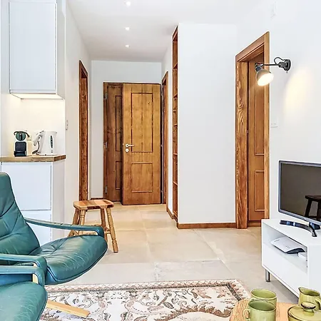 Le Sporting 213 By Interhome